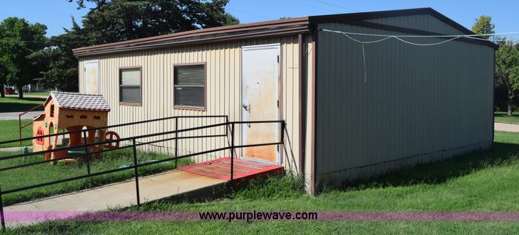 image for item CA9771 Metal outdoor classroom