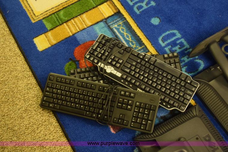 image for item CA9772 (60) computer monitors