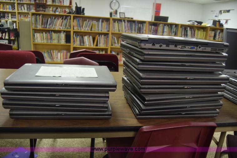 image for item CA9775 (15) Dell laptops