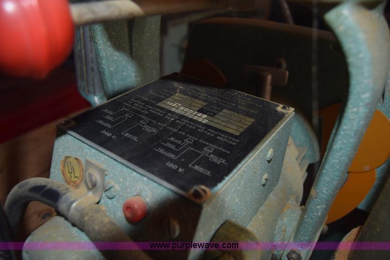 image for item CA9778 DeWalt 1030 radial arm saw