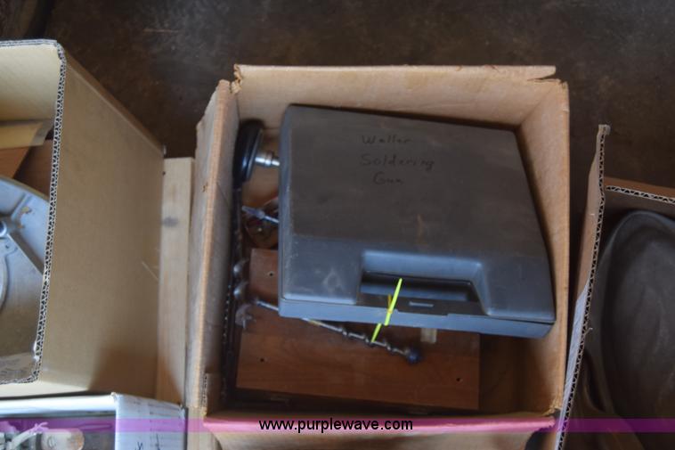 image for item CA9785 Shop tools