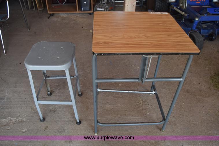 image for item CA9788 (7) drafting tables