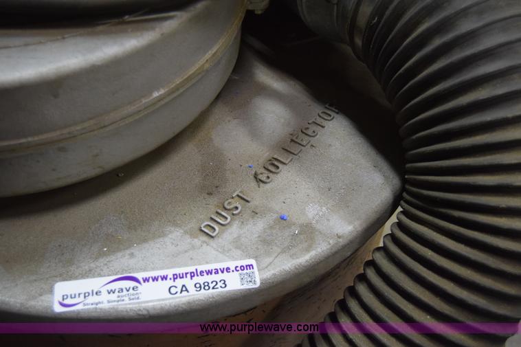 image for item CA9823 Dust collector