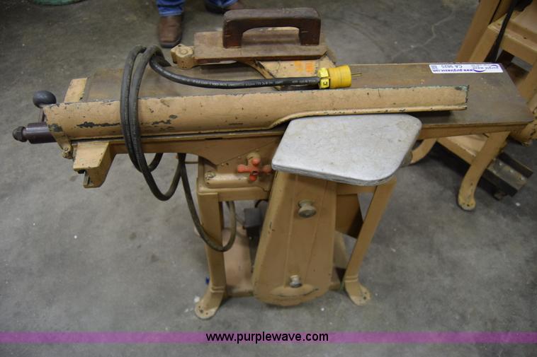 image for item CA9825 Delta jointer
