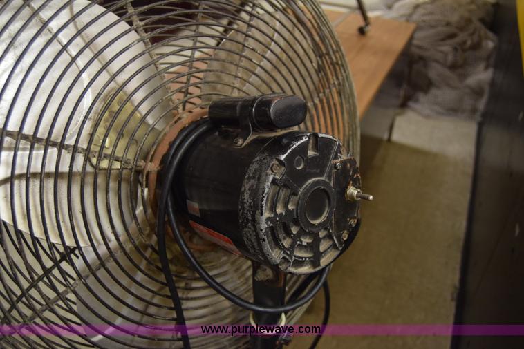 image for item CA9864 Dayton fan
