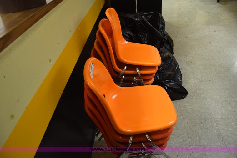 image for item CA9866 (9) plastic chairs