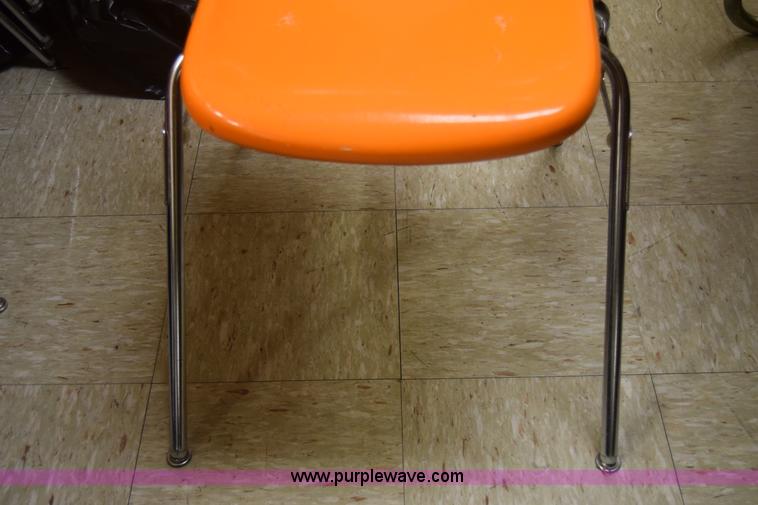 image for item CA9866 (9) plastic chairs