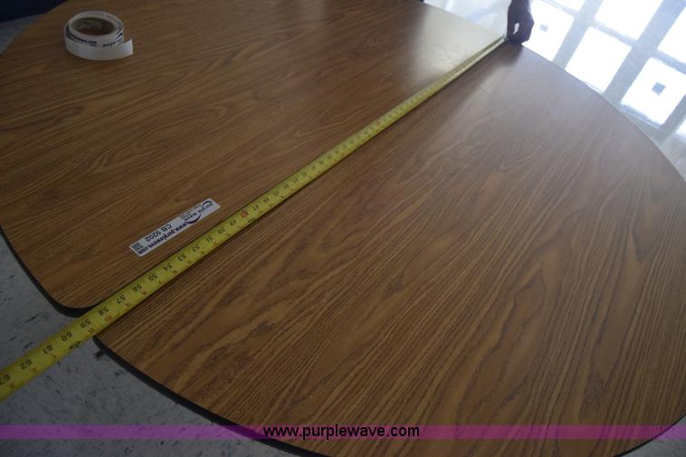 image for item CB9202 (10) folding round tables