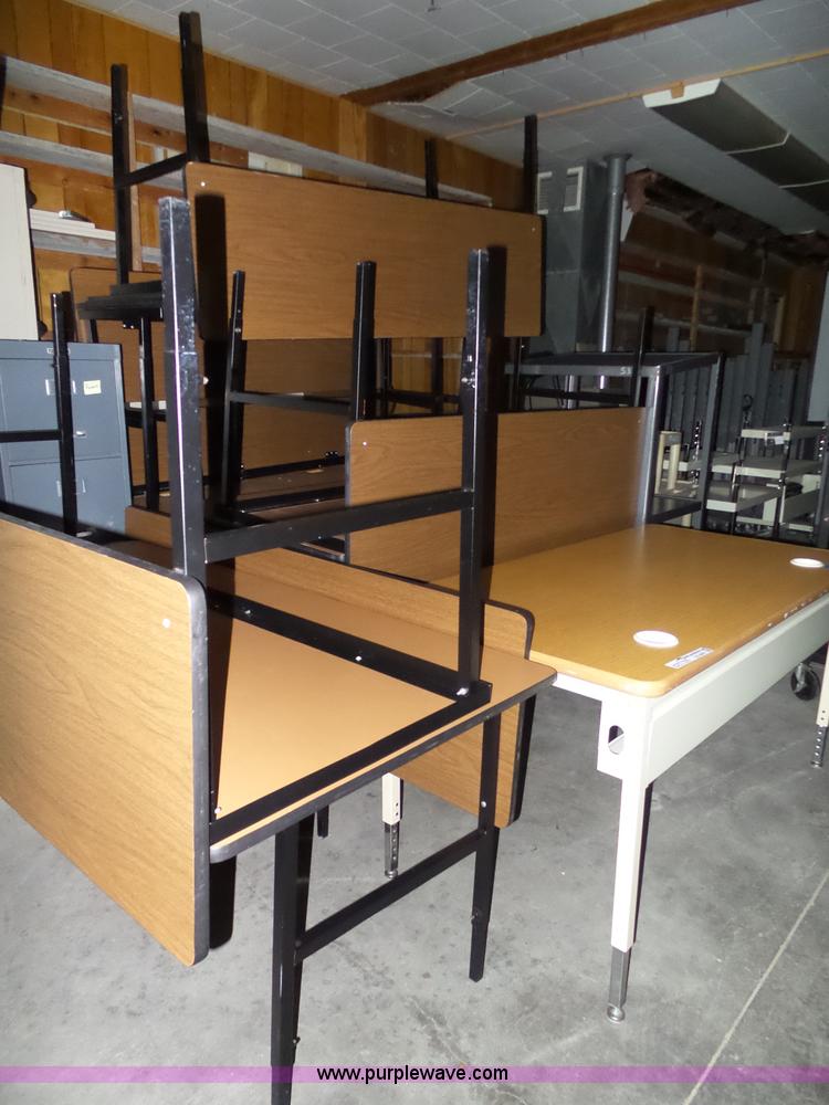 image for item CD9007 (9) computer tables