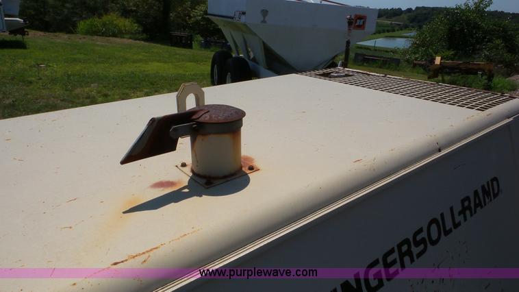 image for item DA8759 Ingersoll Rand 175 air compressor