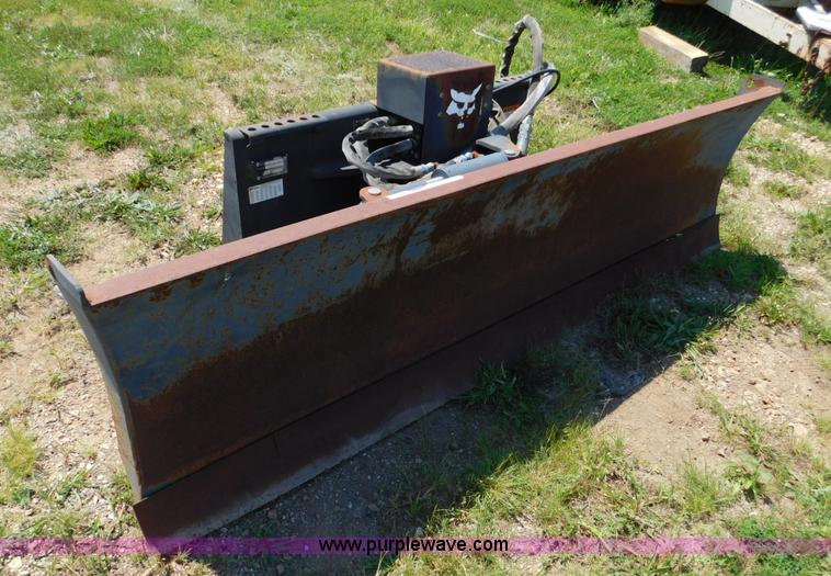 image for item DA8761 Bobcat blade