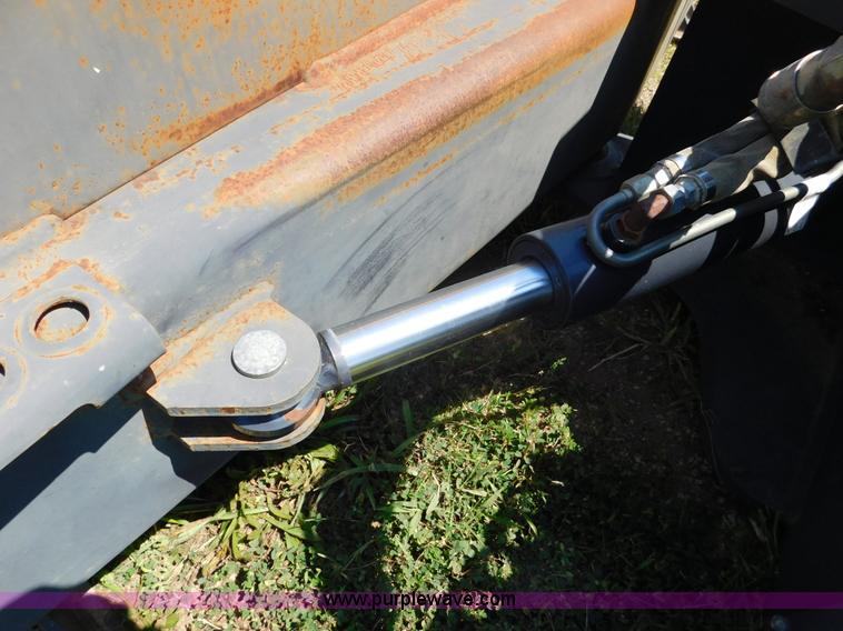 image for item DA8761 Bobcat blade