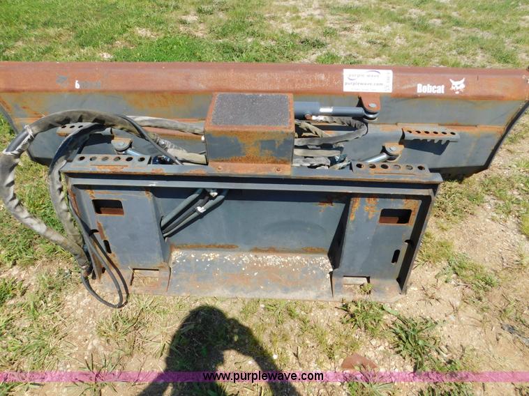 image for item DA8761 Bobcat blade