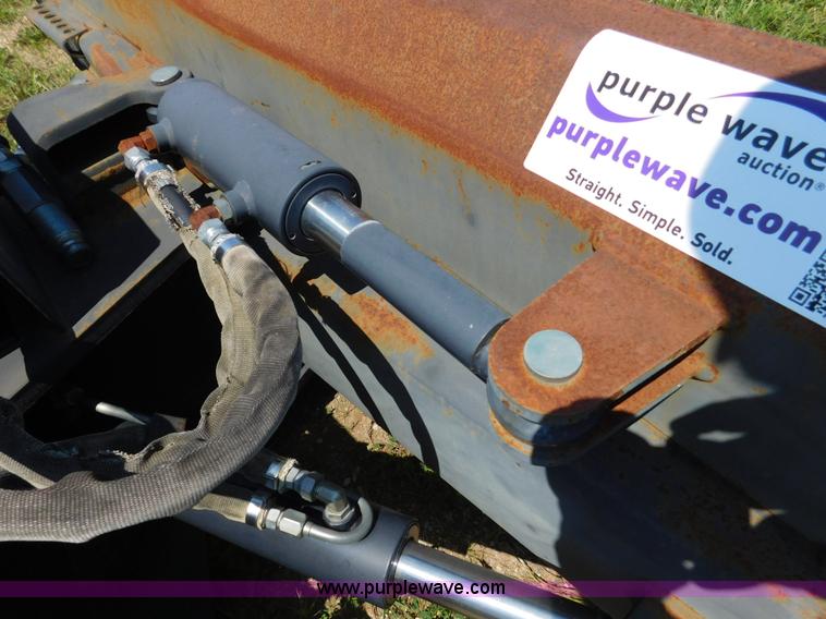 image for item DA8761 Bobcat blade