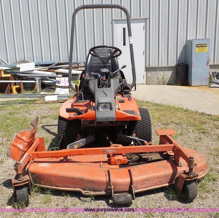 image for item DA8762 Kubota F3060 lawn mower