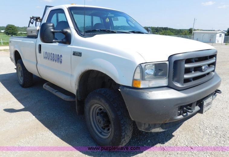image for item DA8763 2003 Ford F250 Super Duty pickup truck