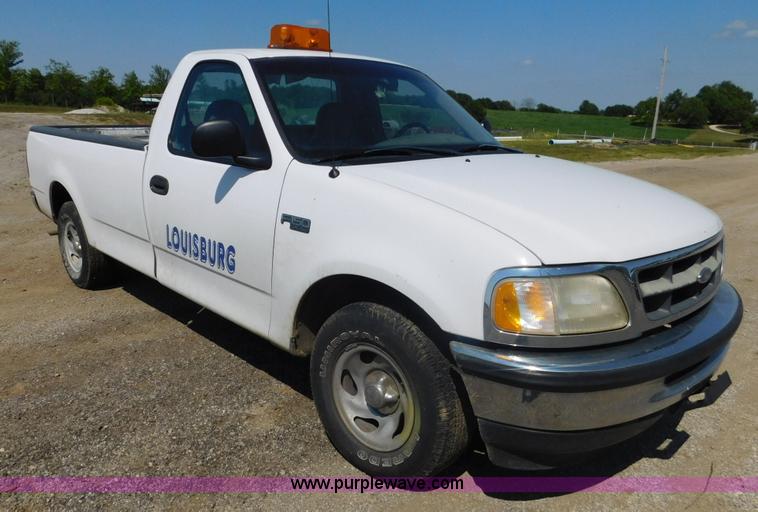 image for item DA8764 1998 Ford F150 pickup truck