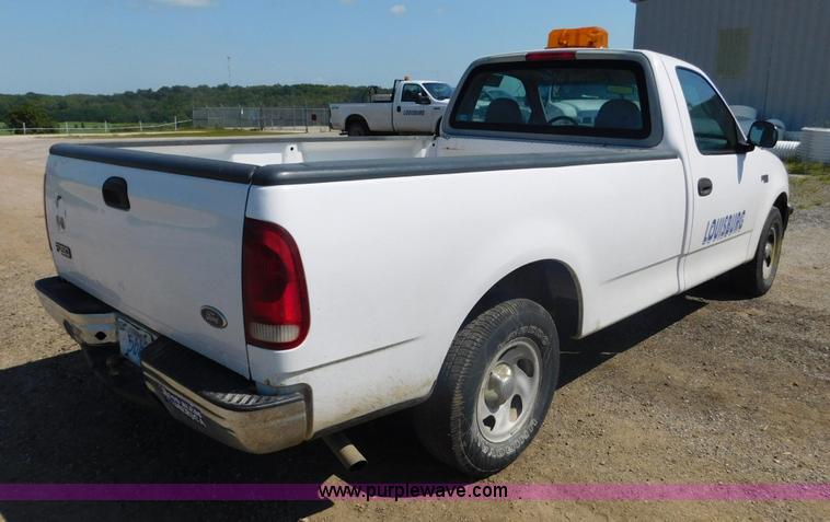 image for item DA8764 1998 Ford F150 pickup truck