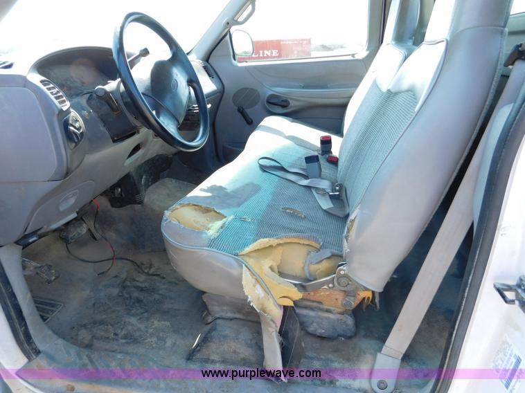 image for item DA8764 1998 Ford F150 pickup truck