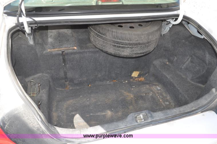 image for item G7438 2009 Ford Crown Victoria