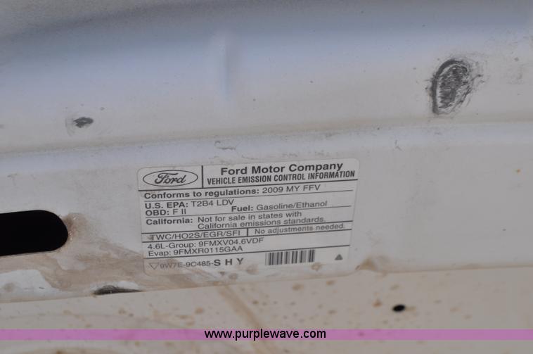 image for item G7438 2009 Ford Crown Victoria