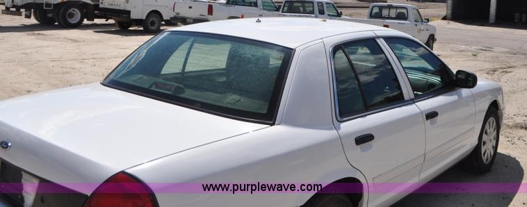 image for item G7438 2009 Ford Crown Victoria