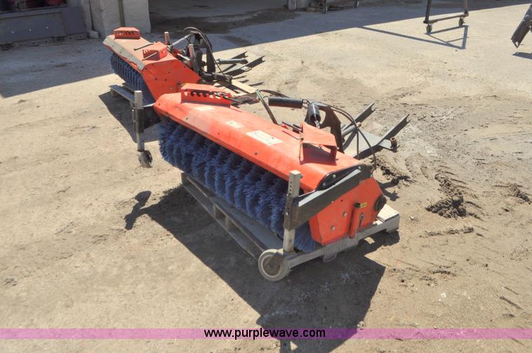 image for item G7451 Kubota L2162 broom