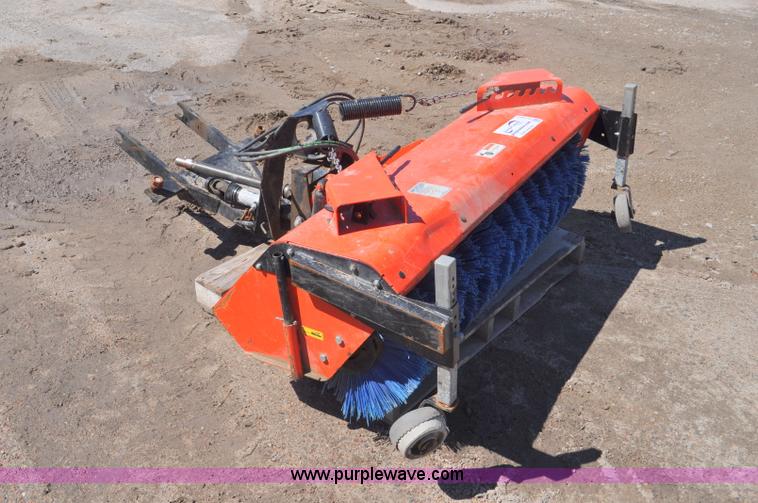 image for item G7451 Kubota L2162 broom