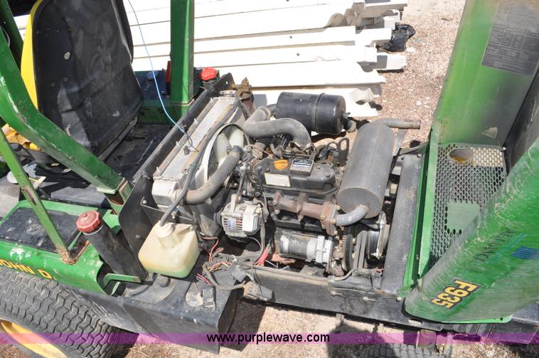 image for item G7456 John Deere 4100 lawn mower