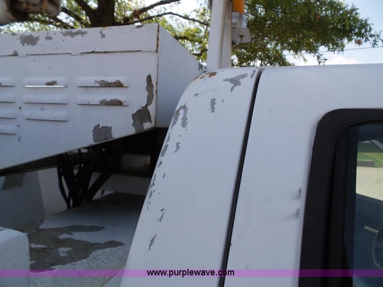 image for item J4002 1991 GMC Sierra 3500 SL bucket truck