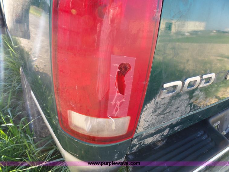 image for item J4004 2004 Dodge Ram 1500 Quad Cab pickup truck