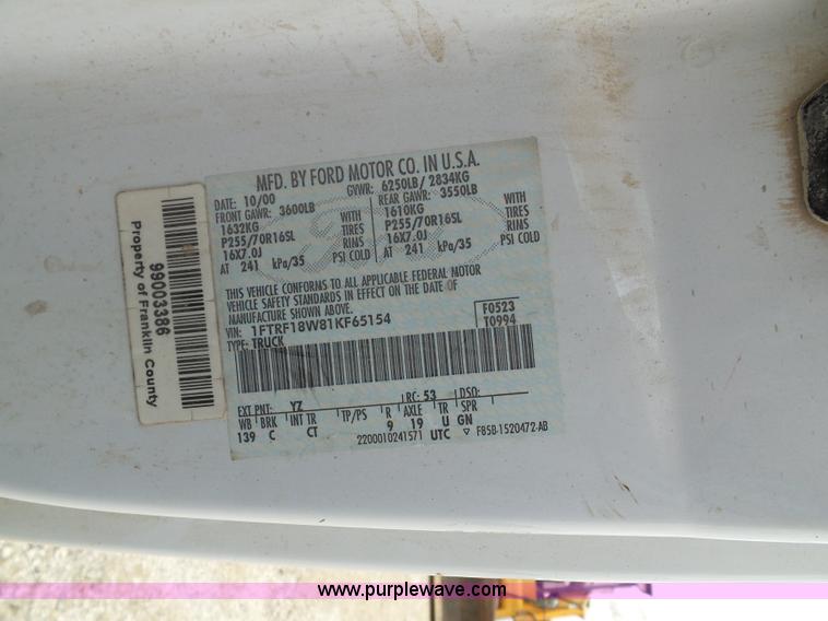 image for item J4026 2001 Ford F150 XL truck cab and chassis