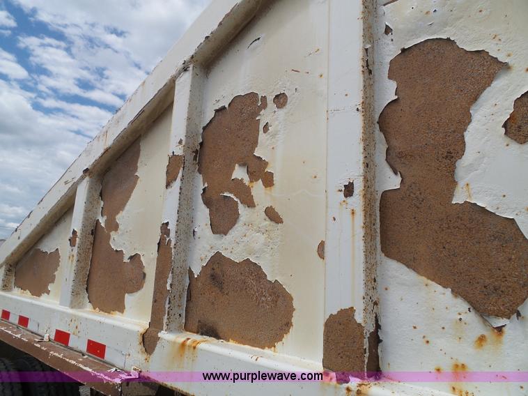 image for item J4027 2000 Ranco bottom dump trailer