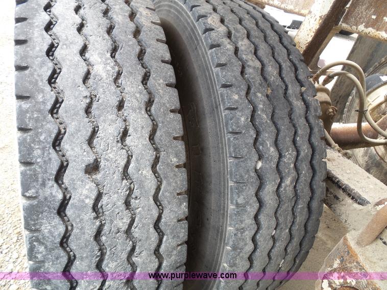 image for item J4027 2000 Ranco bottom dump trailer