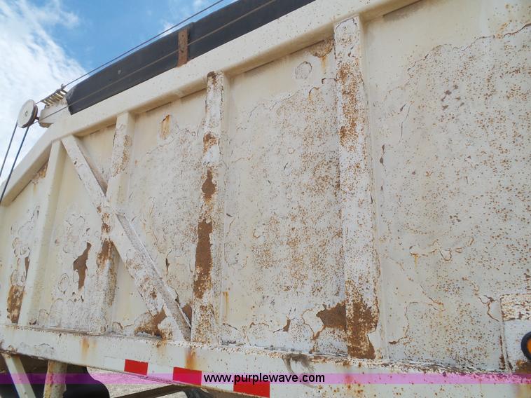 image for item J4027 2000 Ranco bottom dump trailer