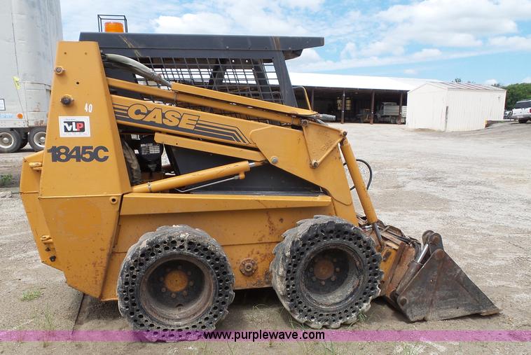 image for item J4028 1999 Case 1845C skid steer