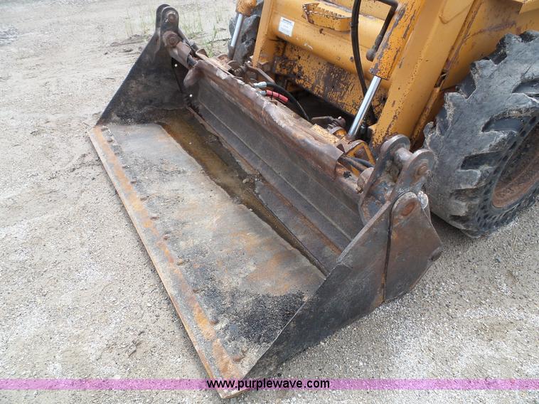 image for item J4028 1999 Case 1845C skid steer