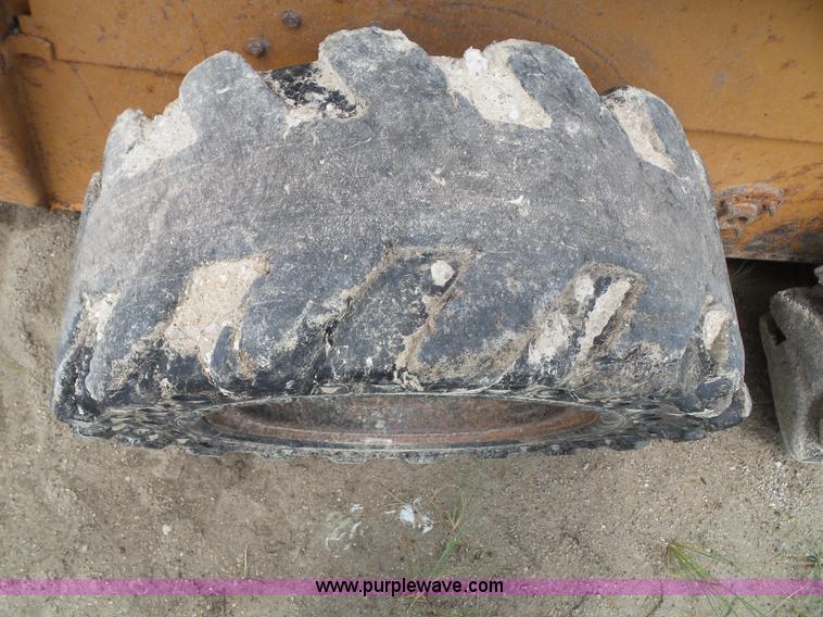 image for item J4028 1999 Case 1845C skid steer