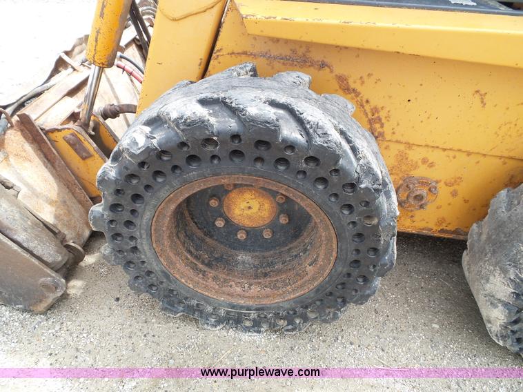image for item J4028 1999 Case 1845C skid steer