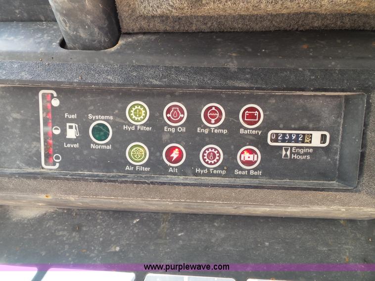 image for item J4028 1999 Case 1845C skid steer