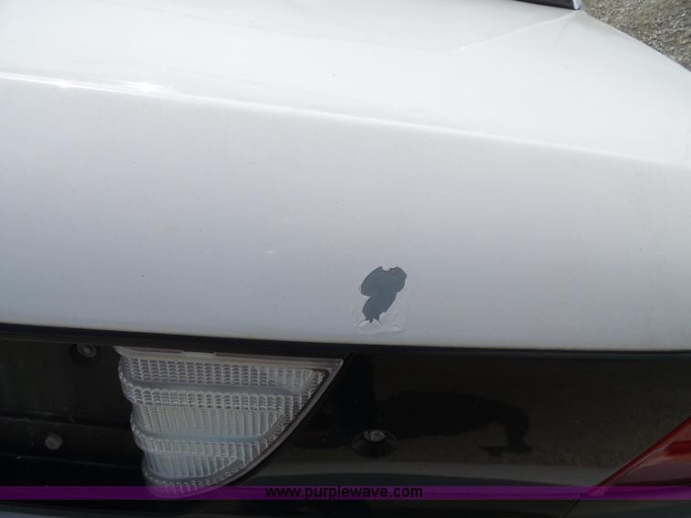 image for item J4029 2005 Ford Crown Victoria Police Interceptor