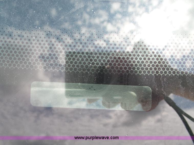 image for item J4029 2005 Ford Crown Victoria Police Interceptor