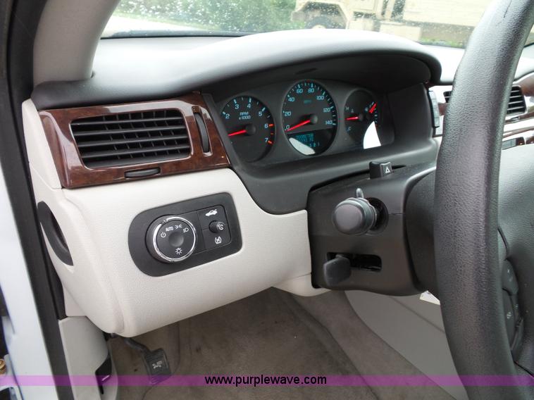 image for item J4810 2010 Chevrolet Impala