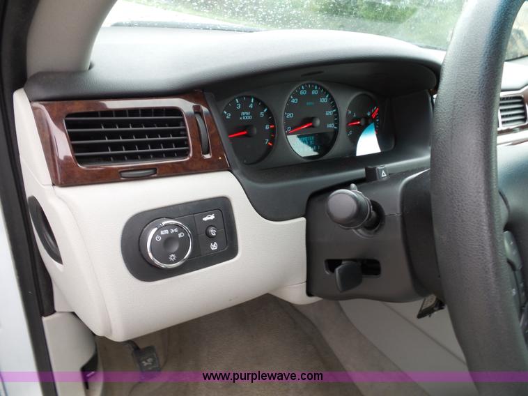 image for item J4811 2011 Chevrolet Impala