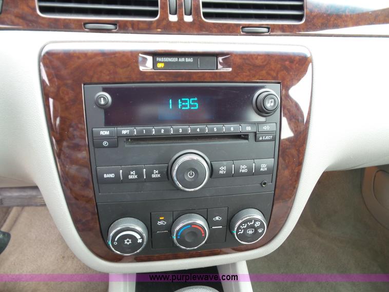 image for item J4811 2011 Chevrolet Impala