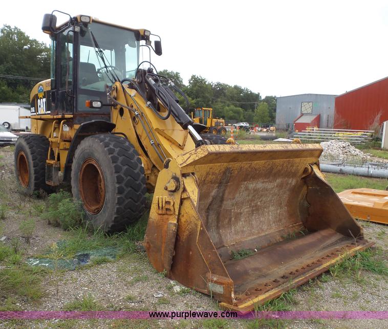 image for item J4820 2004 Caterpillar 924G wheel loader
