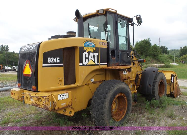 image for item J4820 2004 Caterpillar 924G wheel loader