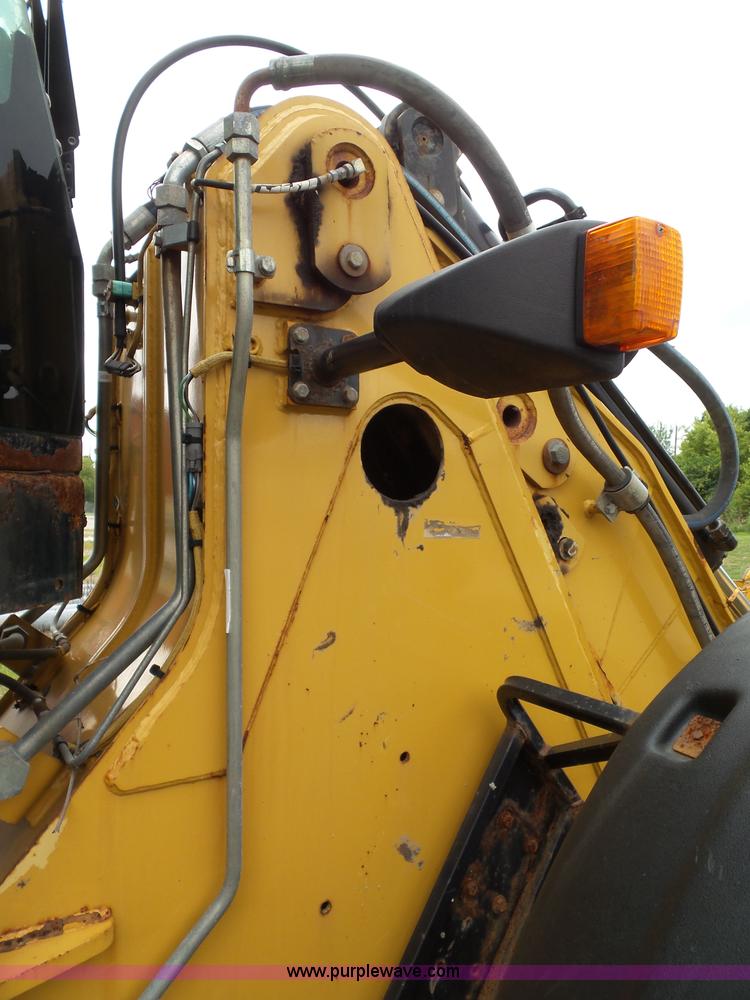 image for item J4820 2004 Caterpillar 924G wheel loader