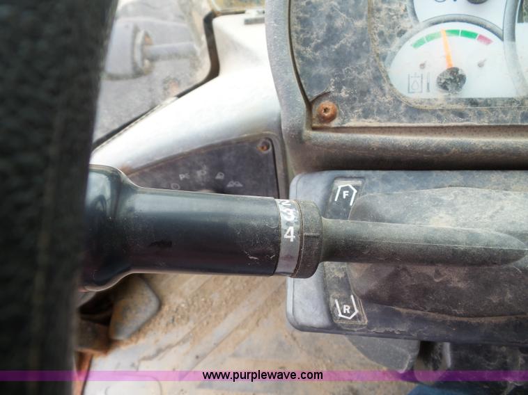 image for item J4820 2004 Caterpillar 924G wheel loader