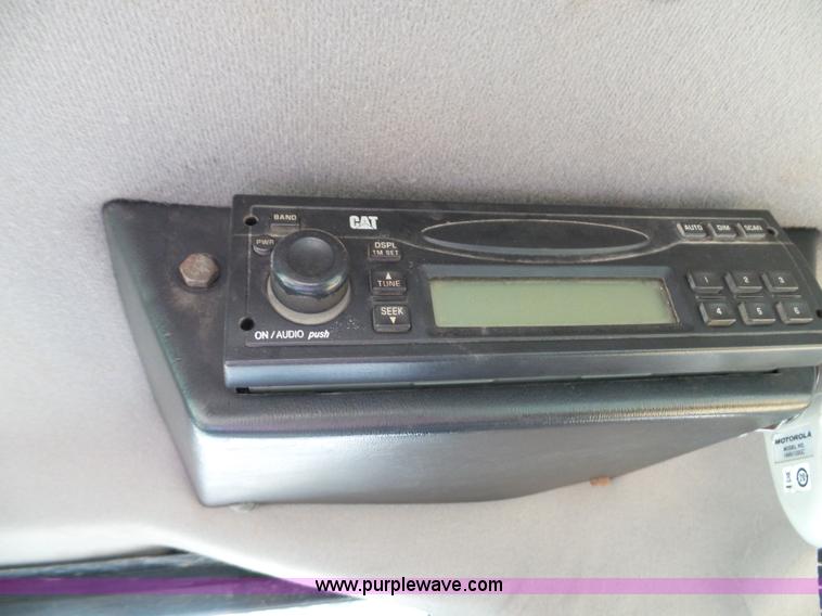 image for item J4820 2004 Caterpillar 924G wheel loader